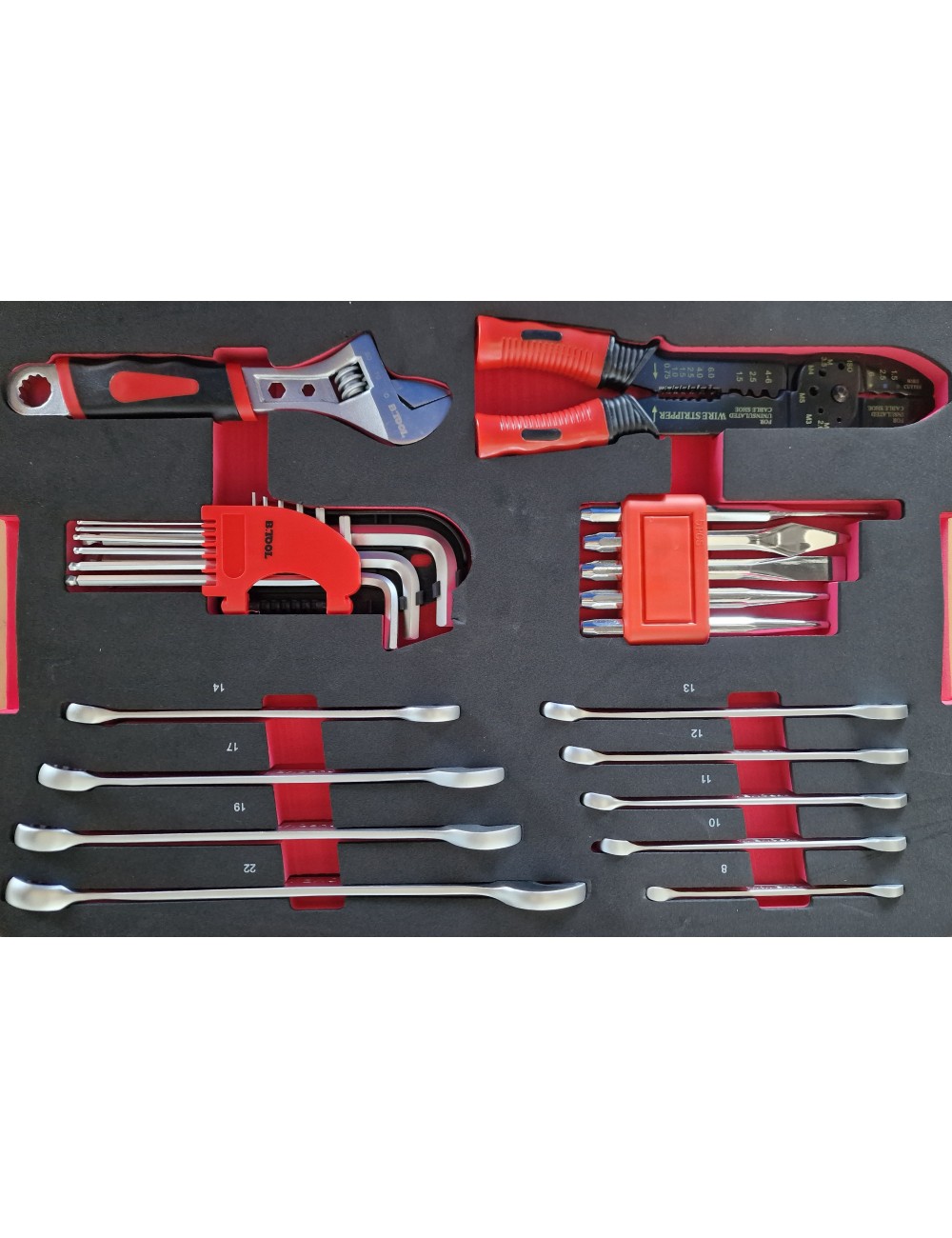 TROLLEY DE HERRAMIENTAS BTP147 - 147 PIEZAS EN TROLLEY DE ALUMINIO