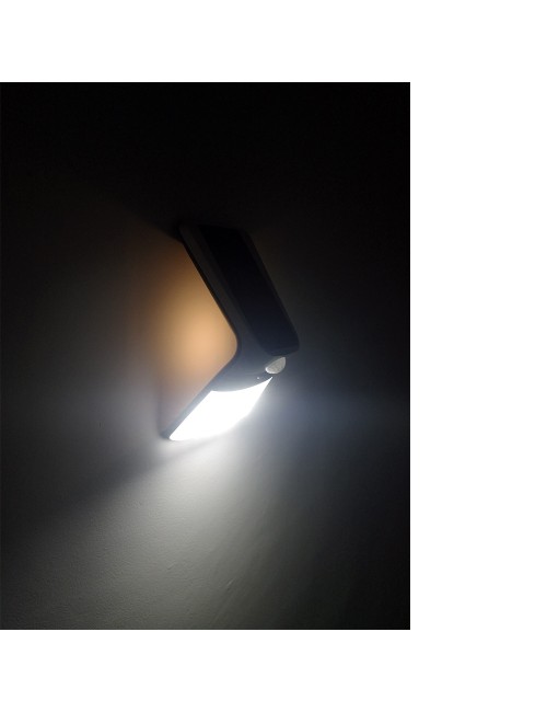 Aplique solar 3,5w 430lm recargable sensor presencia (2-8m) color negro 10,5x13cm edm