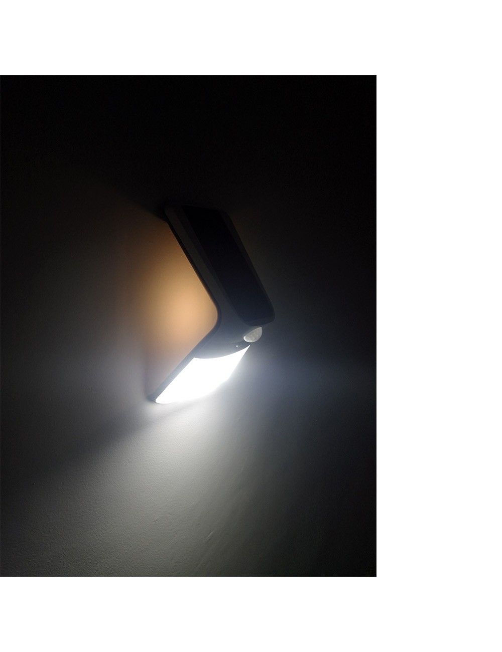 Aplique solar 3,5w 430lm recargable sensor presencia (2-8m) color blanco 10,5x13cm edm