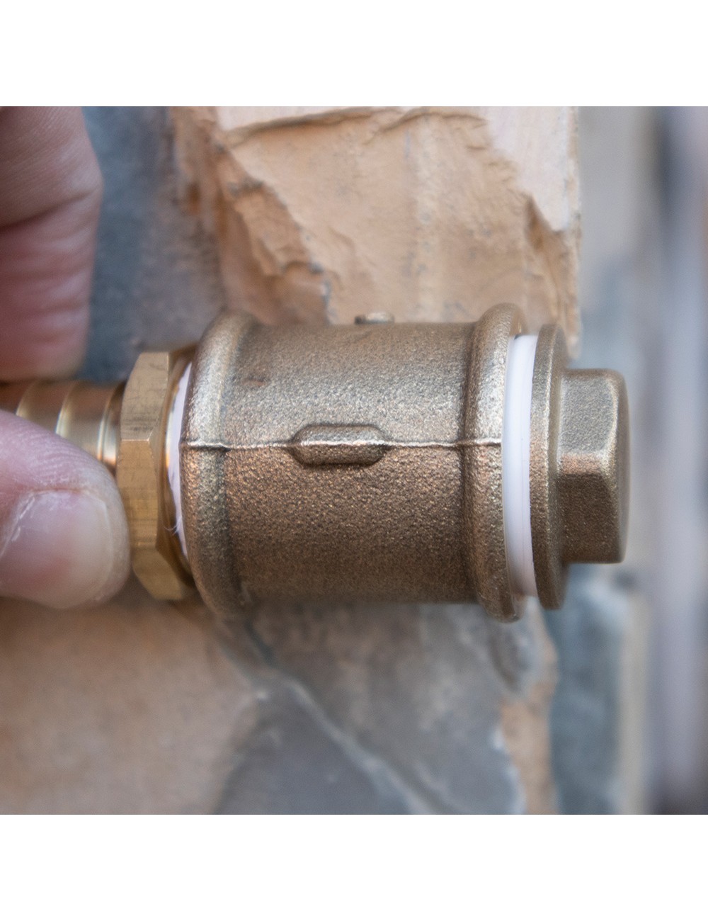 Tapón macho de 3/4" latón aqua control