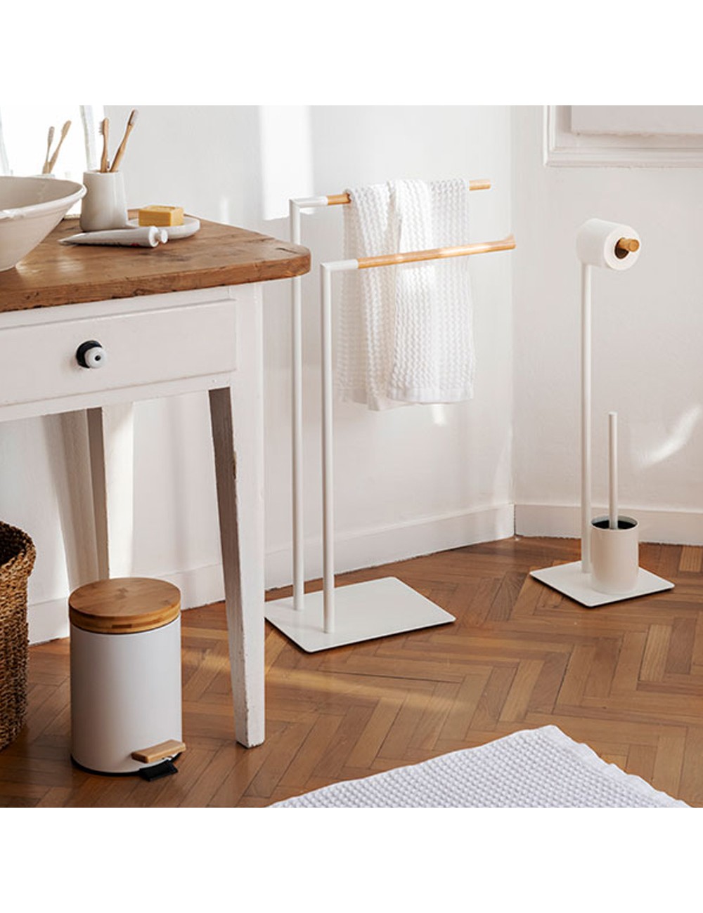 Papelera pedal blanca bambú 3 l