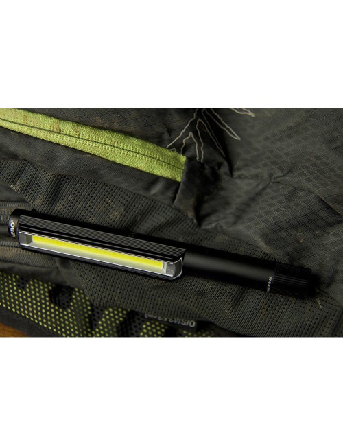 Linterna lil larry. base magnética clip. por la compra de 18 unidades un expositor de regalo