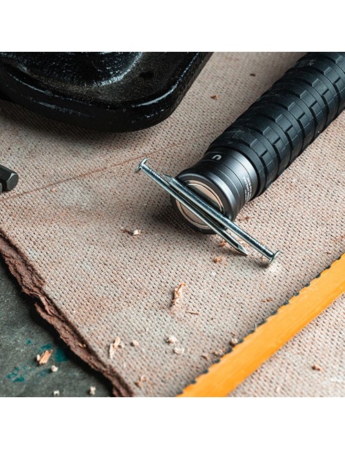 Linterna big larry pro+. lámpara+cob recagable por la compra de 6 unidades un expositor de regalo