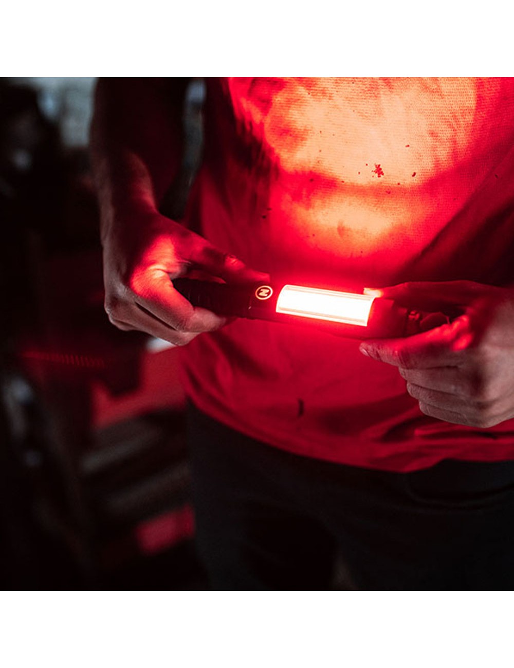 Linterna big larry 3. lámpara+cob por la compra de 12 unidades un expositor de regalo