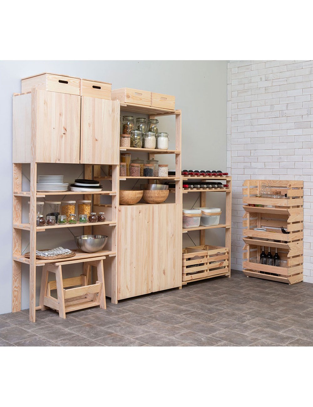 Escalera taburete de madera, 2 peldaños. astigarraga