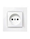 Enchufe bipolar blanco con marco