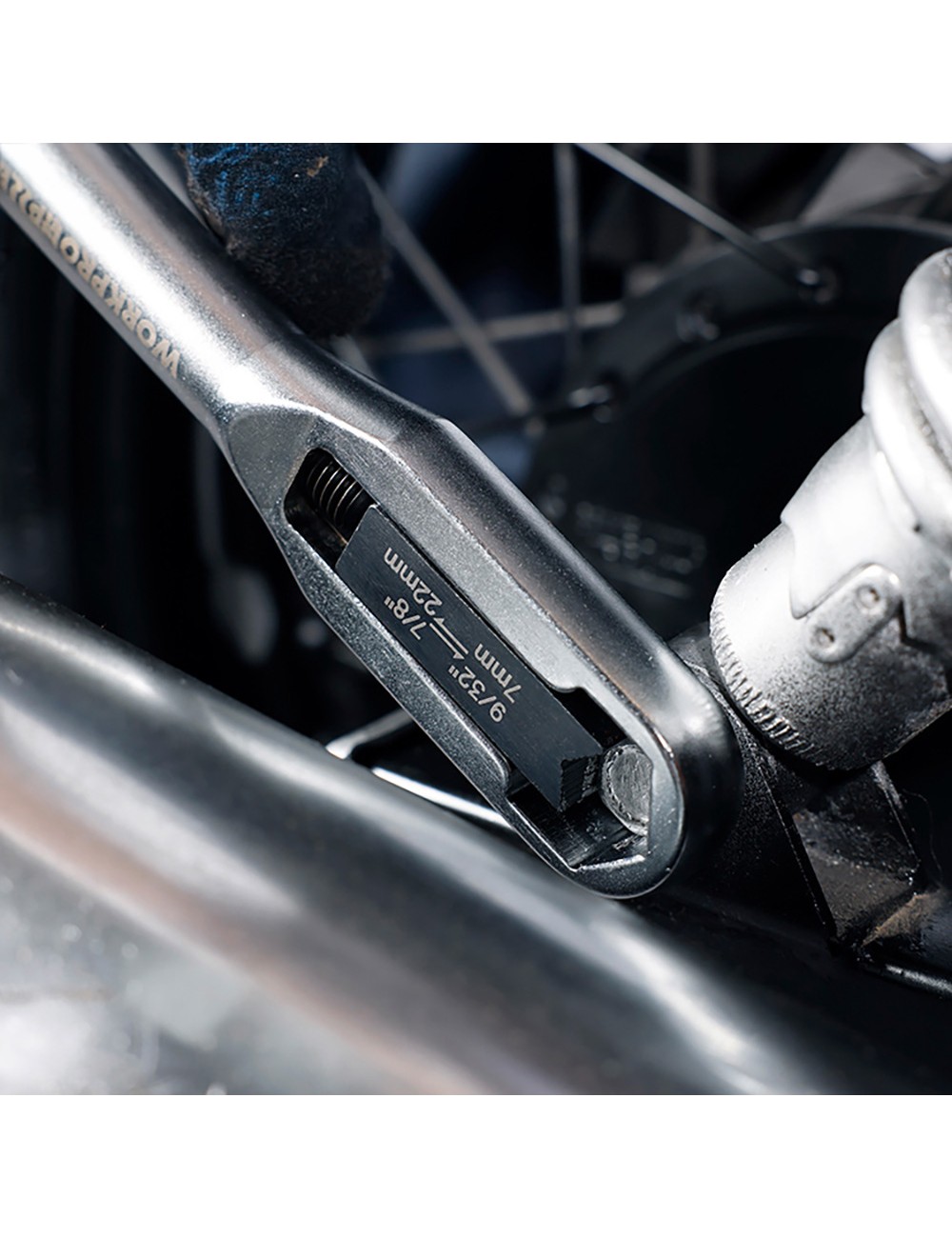 Llave ajustable universal, métrica y sae 7 - 22 mm