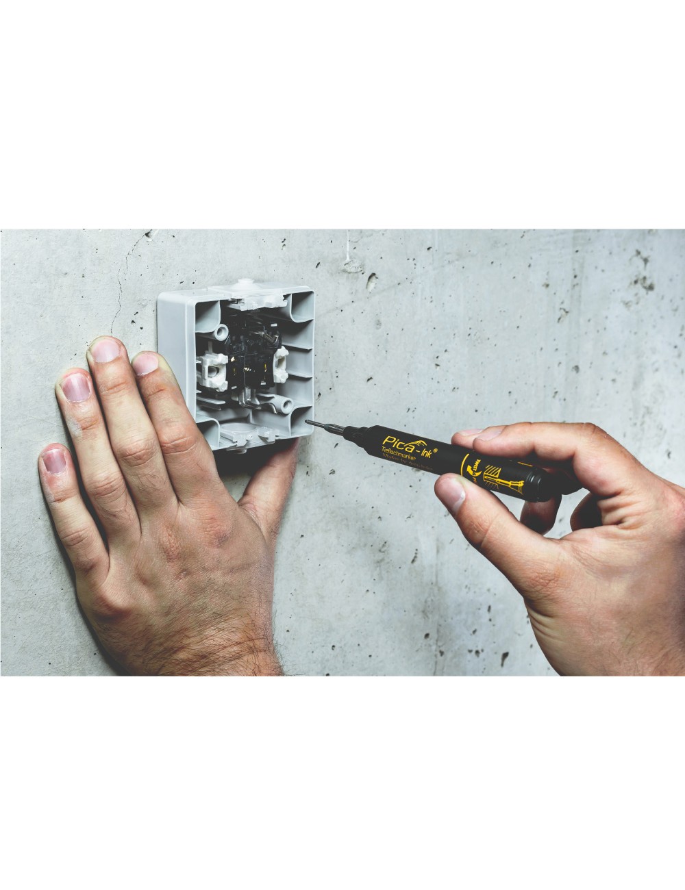 Marcador permanente de tinta para agujeros profundos, negro