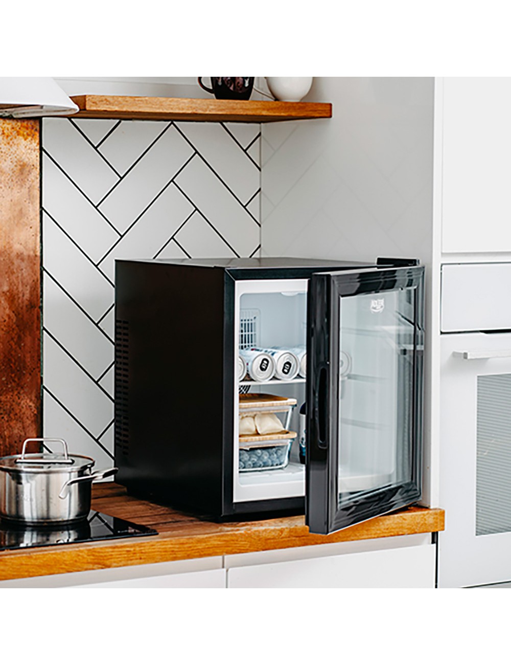 Nevera termoeléctrica ad8088, negra, 29 l, 38 x 47,1 x 45 cm